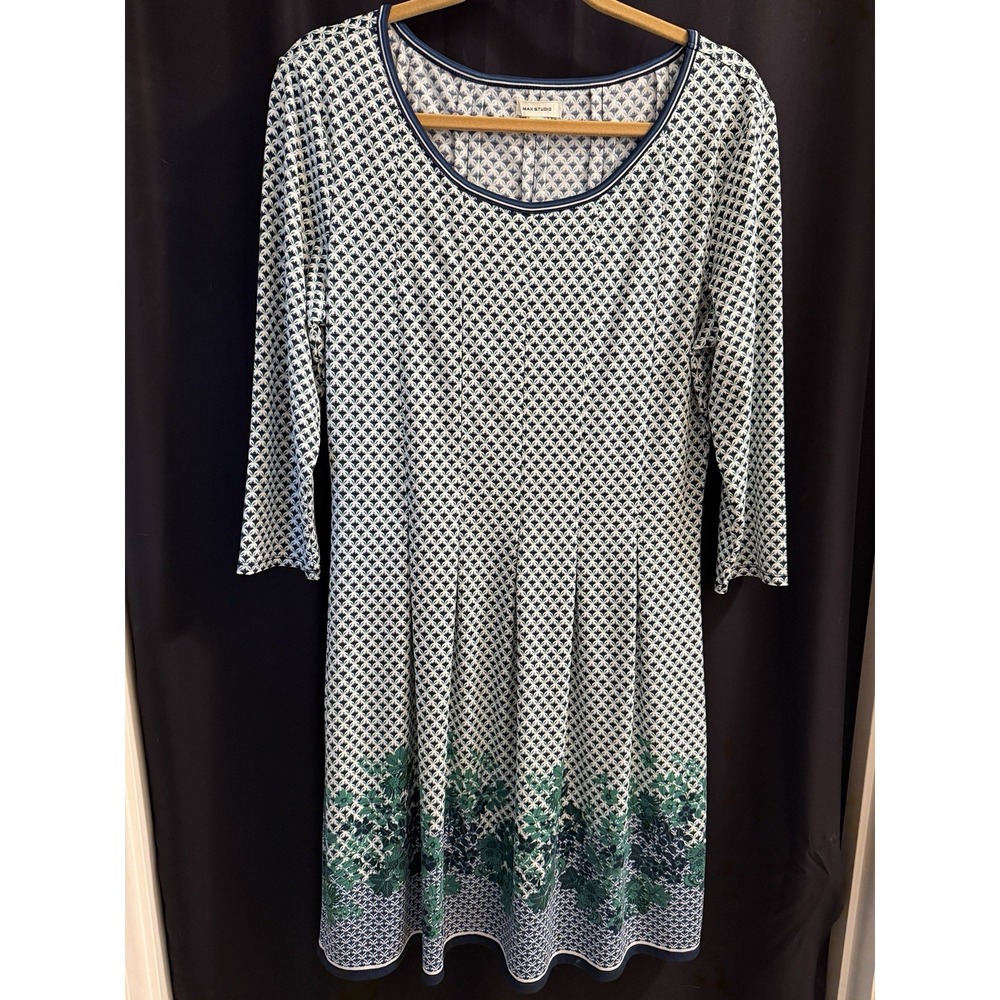 Max Studio Blue/White/Green Geometric Knit Scoop Neck 3/4 Sleeve Knee Dress L